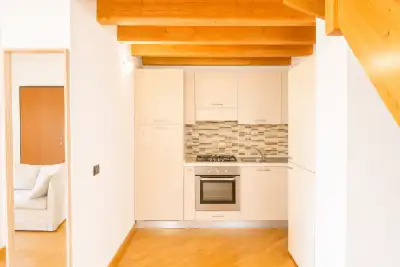 Casa in vendita, Via Giuseppe Garibaldi, Padenghe sul Garda
