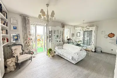 Villino a Schiera in vendita, Via Mar della Cina, Roma