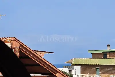 Casa in vendita, Via Germania, Pomezia