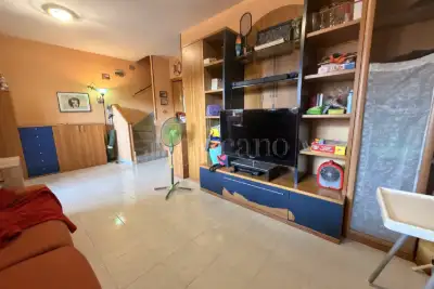 Villino a Schiera in vendita, Viale Enea, Ardea