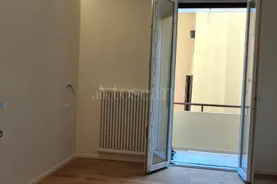 Casa in vendita, Via Centotrecento, Bologna