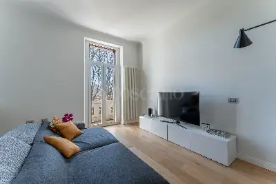 Casa in vendita, Via Cadore, Milano