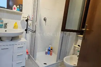 Villino a Schiera in vendita, Via Capraia, Latina