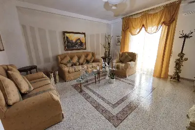 Casa in vendita, Via Francesco Scarafile, Latiano