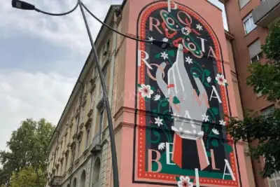 Negozio in vendita, Via Spartaco, Milano