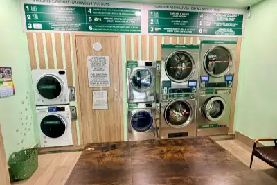 Attività Commerciale in vendita, Via Carlo Mirabello, Roma