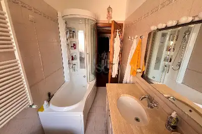 Casa in vendita, Via Gradoli, Roma