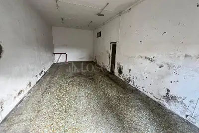 Negozio in vendita, Via Fosso del Poggio, Roma
