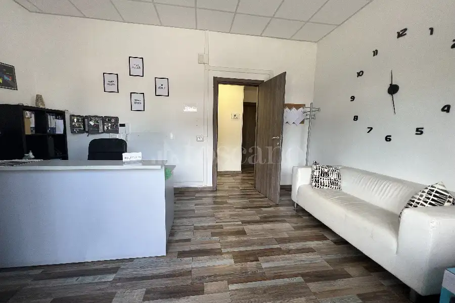 Ufficio in affitto di 36 mq a €1.200 (rif. 11/2026)