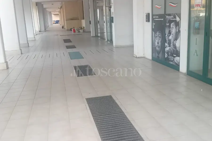 Negozio in vendita di 107 mq a €212.200 (rif. 83/2026)