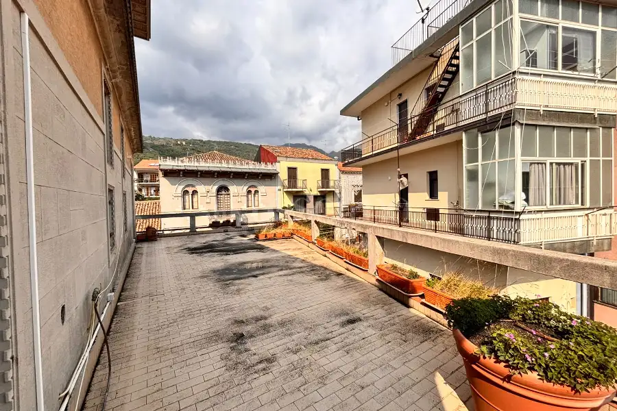Casa Indipendente in vendita di 313 mq a €295.000 (rif. 134/2026)