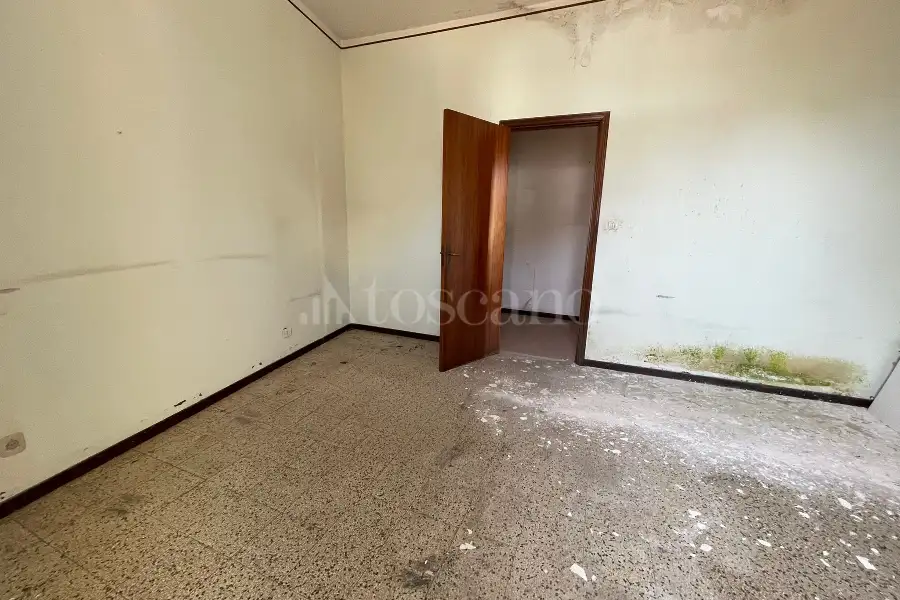 Casa Indipendente in vendita di 300 mq trattativa riservata (rif. 160/2025)