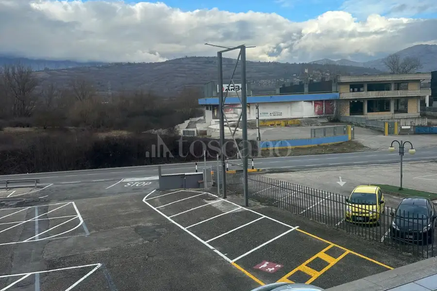 Negozio in affitto di 2.100 mq trattativa riservata (rif. 4/2026)