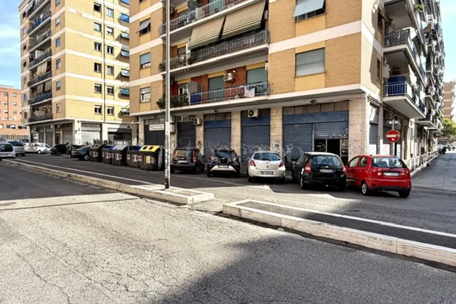 Negozio in vendita di 141 mq a €249.000 (rif. 56/2026)
