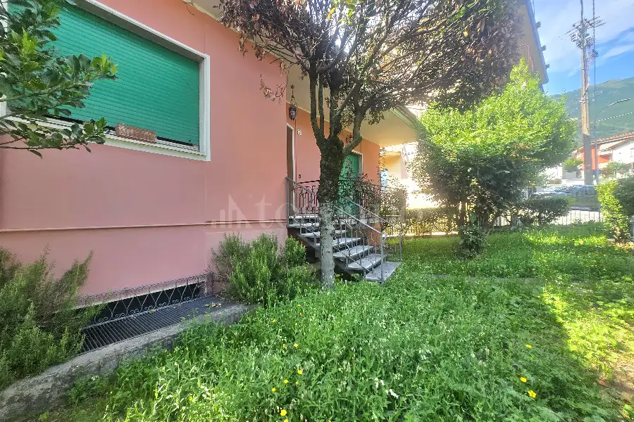 Villa in vendita di 250 mq a €415.000 (rif. 44/2026)