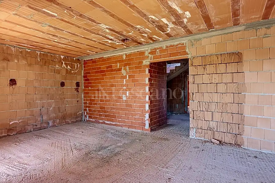 Casa Indipendente in vendita di 300 mq a €230.000 (rif. 198/2026)