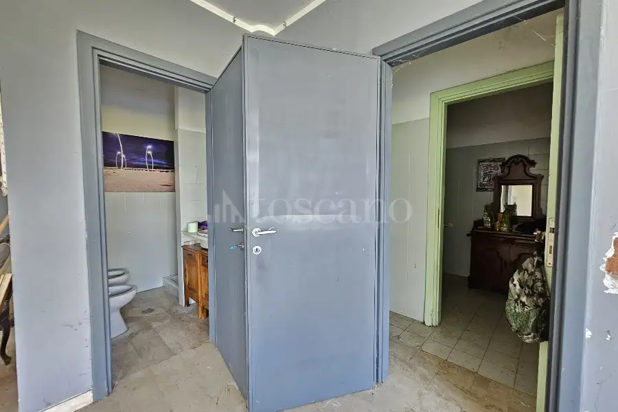 Capannone in vendita di 1.050 mq a €870.000 (rif. 7/2025)