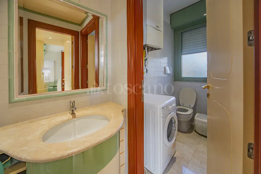 Villa in vendita di 500 mq a €990.000 (rif. 100/2025)