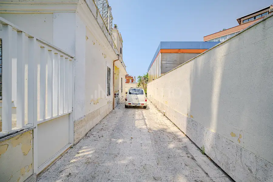 Villa in vendita di 210 mq a €980.000 (rif. 50/2026)