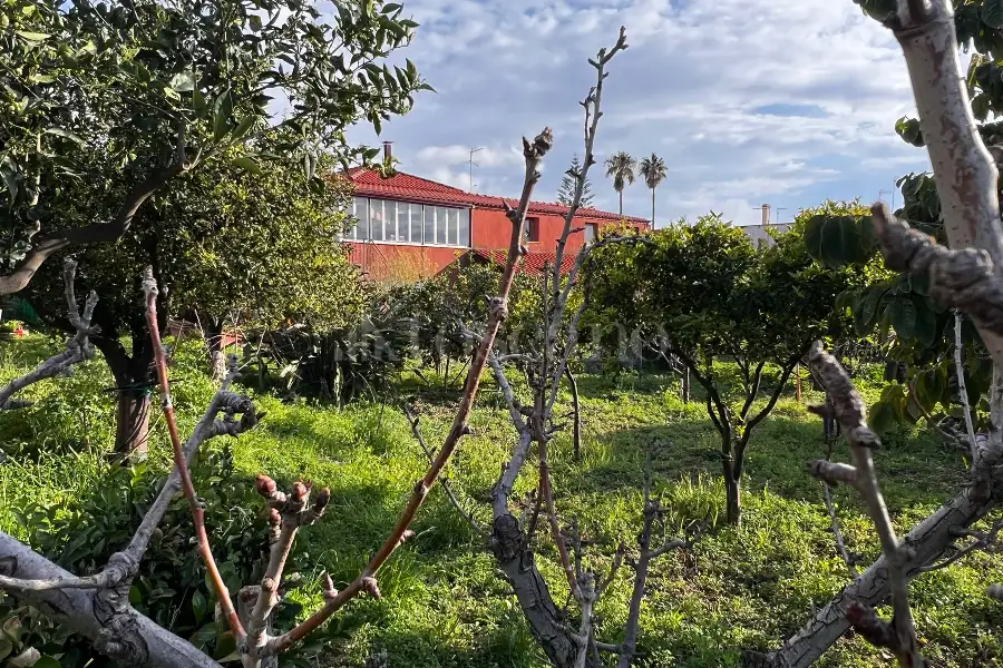 Casa Indipendente in vendita di 420 mq a €270.000 (rif. 5/2026)