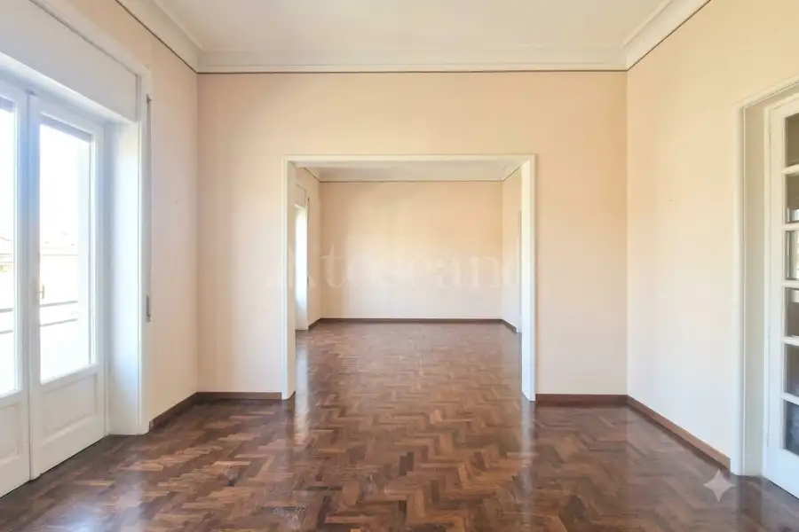Casa in vendita di 295 mq a €1.350.000 (rif. 105/2026)