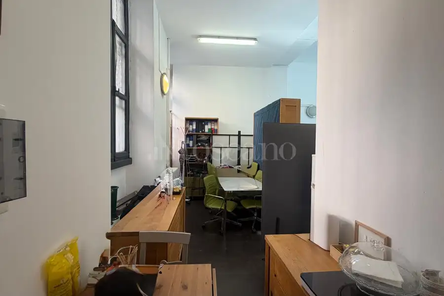 Negozio in affitto di 85 mq a €3.000 (rif. 11/2026)
