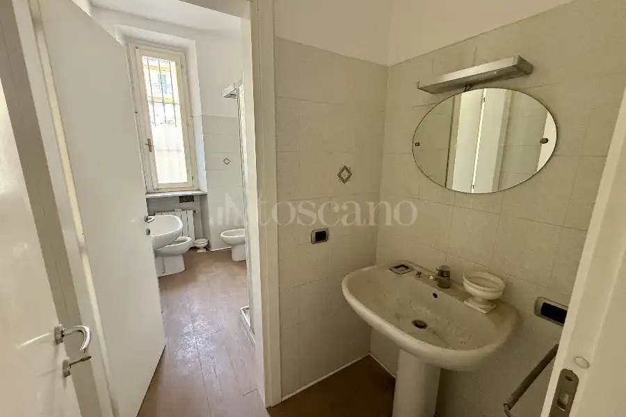 Ufficio in affitto di 130 mq a €1.500 (rif. 24/2025)