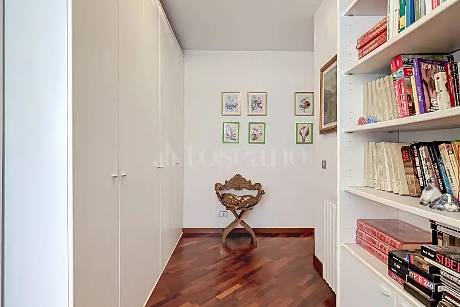 Villa in vendita di 600 mq a €590.000 (rif. 215/2025)