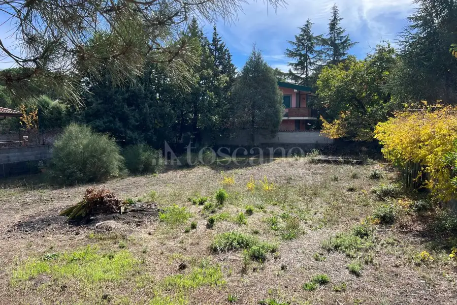 Villa in vendita di 396 mq a €445.000 (rif. 168/2025)
