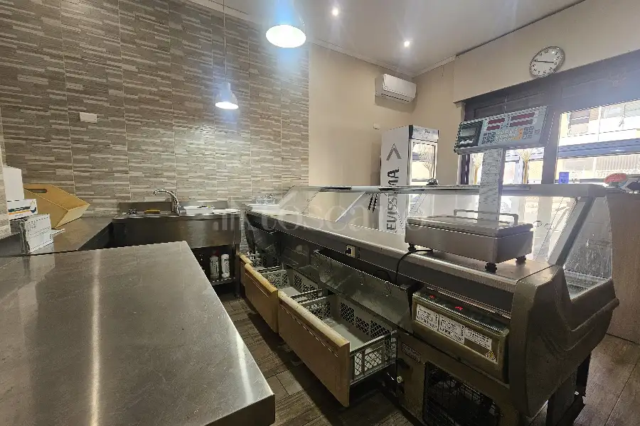 Negozio in vendita di 40 mq a €119.000 (rif. 45/2026)