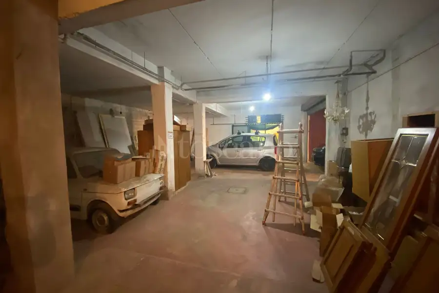 Box in vendita di 204 mq a €89.000 (rif. 54/2025)