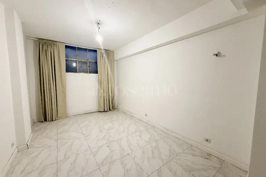 Negozio in vendita di 55 mq a €480.000 (rif. 120/2026)