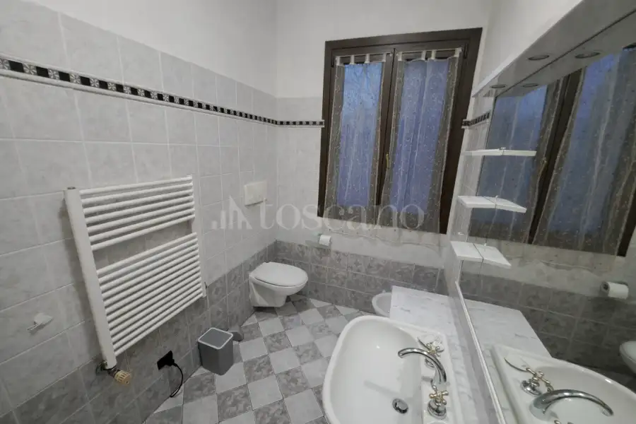 Casa Indipendente in vendita di 222 mq a €259.000 (rif. 80/2025)