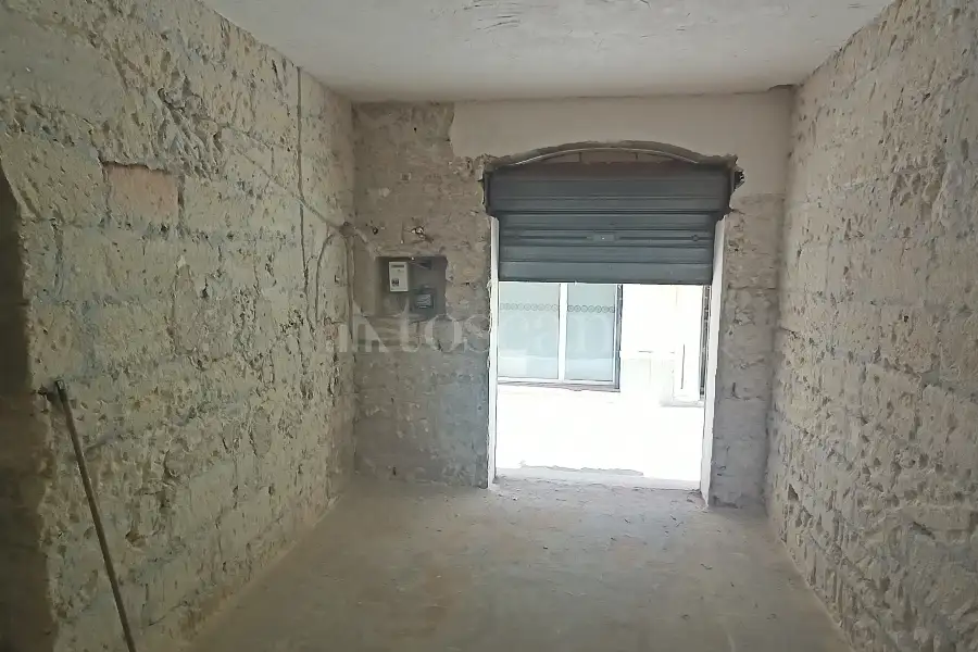 Negozio in affitto di 50 mq a €500 (rif. 34/2026)