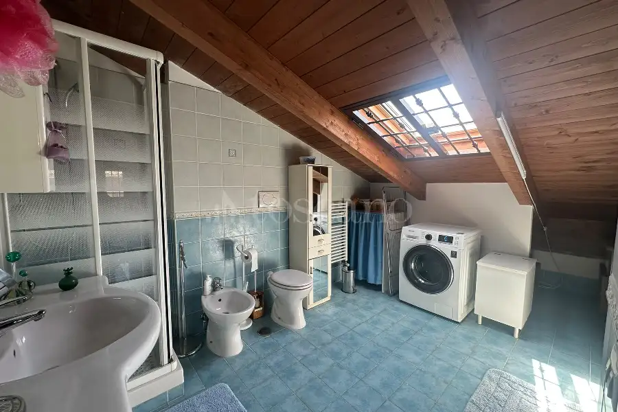 Villa Plurifamiliare in vendita di 140 mq a €305.000 (rif. 53/2026)
