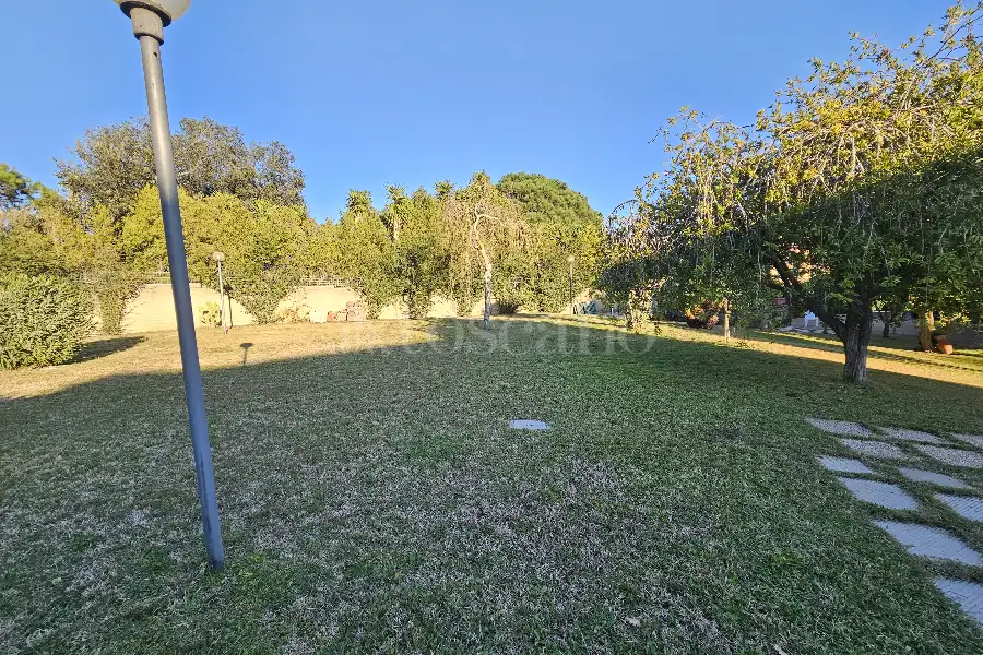 Villa in vendita di 280 mq a €725.000 (rif. 140/2025)