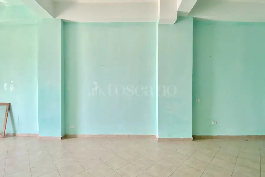 Negozio in vendita di 70 mq a €230.000 (rif. 37/2025)