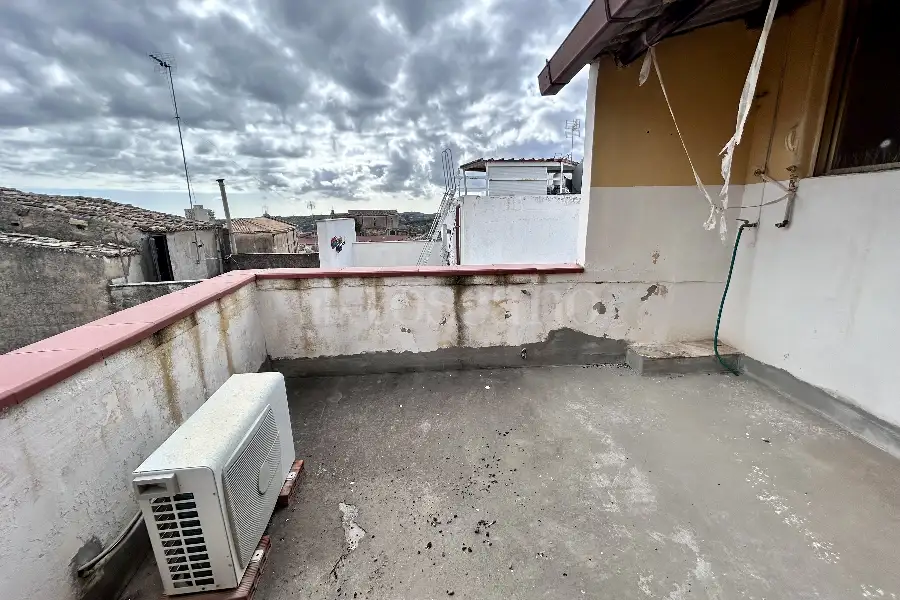 Casa Indipendente in vendita di 101 mq a €90.000 (rif. 16/2025)