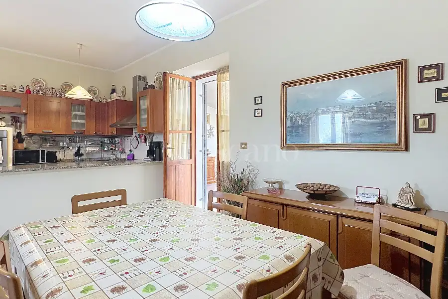 Casa Indipendente in vendita di 300 mq a €280.000 (rif. 85/2025)