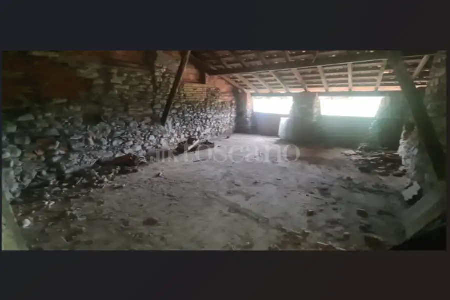 Rustico in vendita di 200 mq a €42.000 (rif. 58/2026)
