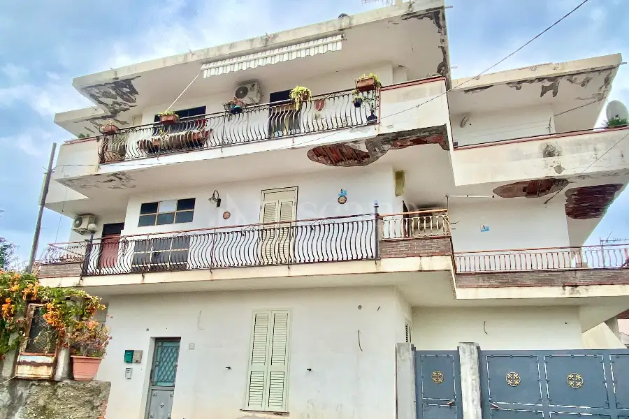 Casa in vendita di 171 mq a €176.000 (rif. 15/2025)