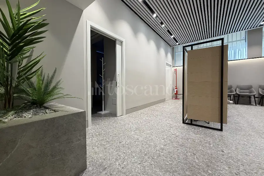 Negozio in vendita di 530 mq a €2.300.000 (rif. 65/2026)