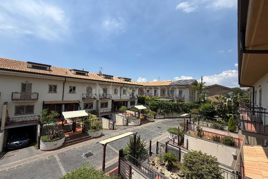 Villino a Schiera in vendita di 158 mq a €348.000 (rif. 121/2026)