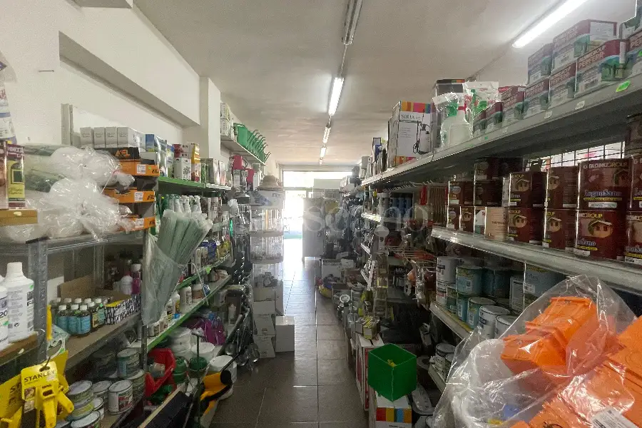 Attività Commerciale in vendita di 170 mq a €80.000 (rif. 19/2026)