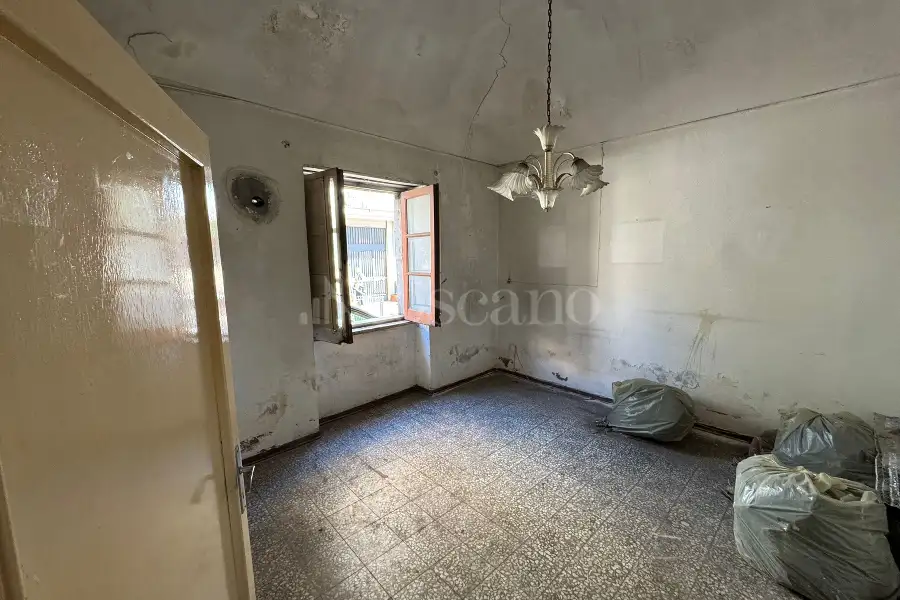 Casa Indipendente in vendita di 70 mq a €60.000 (rif. 17/2026)