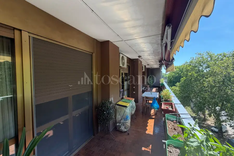 Superattico in vendita di 200 mq a €850.000 (rif. 8/2026)