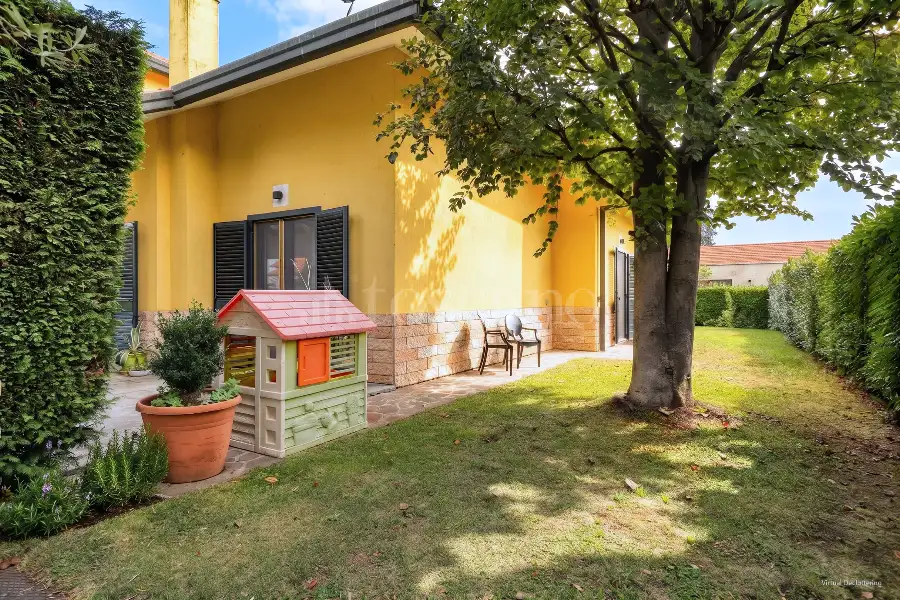Villa in vendita di 370 mq a €410.000 (rif. 193/2026)