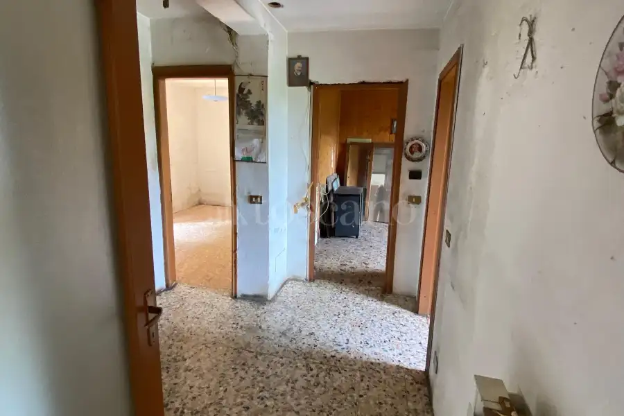 Casa Indipendente in vendita di 230 mq a €220.000 (rif. 110/2026)