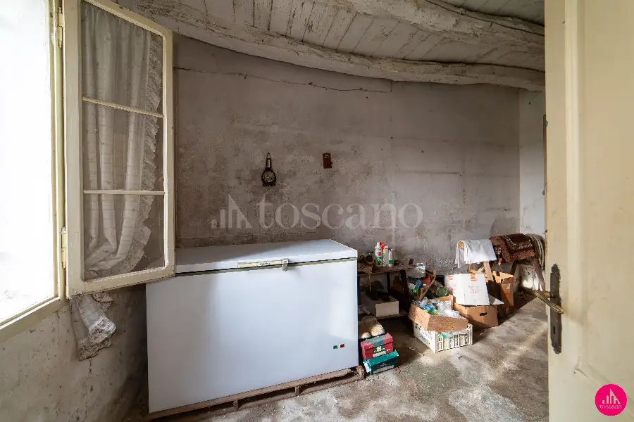Rustico in vendita di 170 mq a €85.000 (rif. 8/2026)