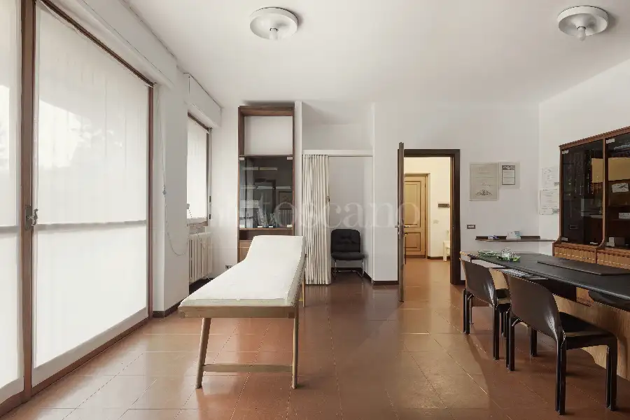 Ufficio in vendita di 100 mq a €132.000 (rif. 17/2025)